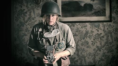 Lee Millar takes a photo